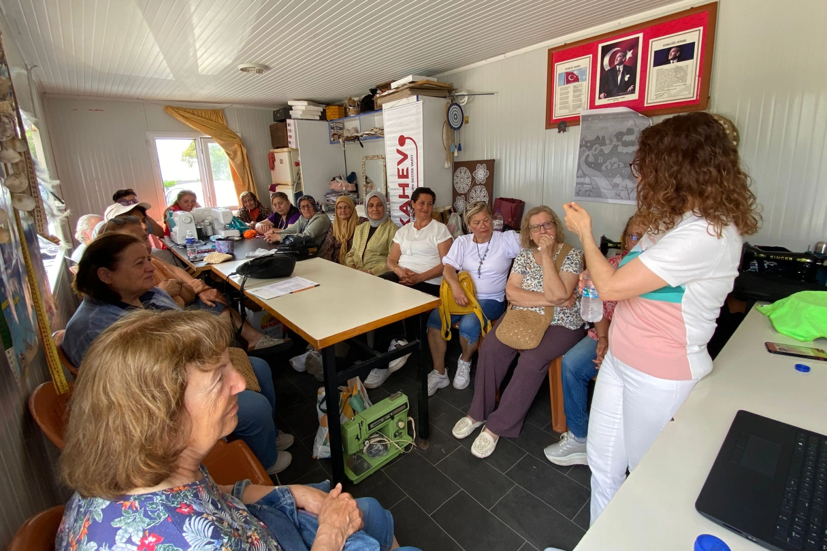 İzmir Çiğli'de kadın sağlığı buluşmaları sürüyor