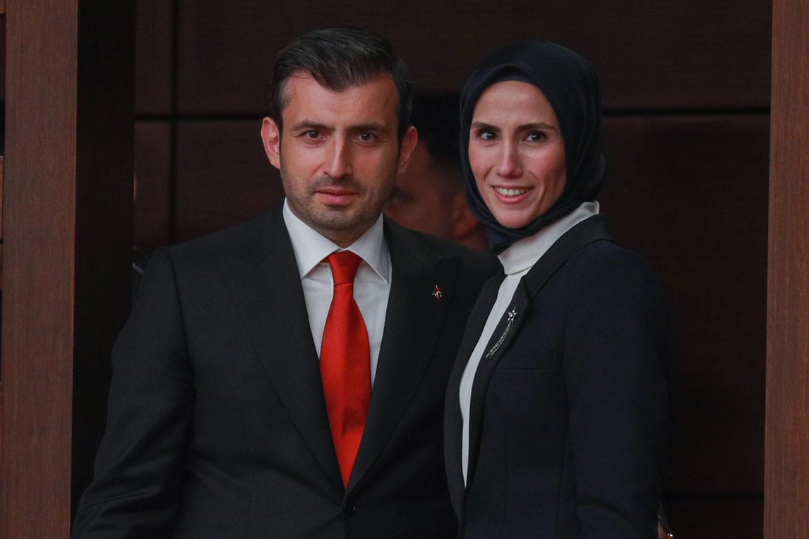 Sümeyye Erdoğan Bayraktar Next Sosyal’e katıldı, eşinden 'hoşgeldin' yanıtı geldi