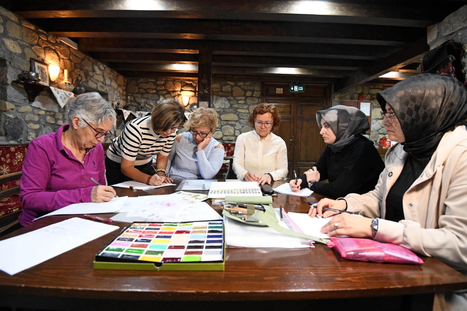 Osmangazi’de minyatür sanatı kadın eliyle hayat buluyor