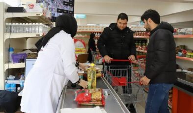 Bu market öğrencilere bedava!