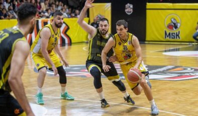 Carettalar Balıkesir’i 96-65 yendi