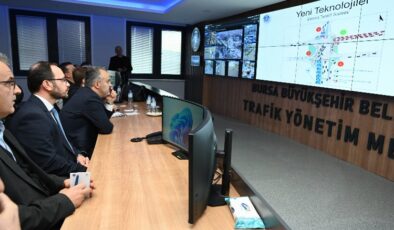 ‘Aklın Yolu Ödülü’ Bursa’ya
