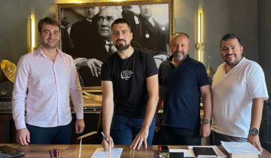 Aliağa Kzy Spor Kadınlar Voleybol 2.Ligi’nde