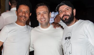 Bodrum’da ‘beyaz gece’ye ünlü akını