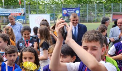 Gölcük’teki bahar kupası sahiplerini buldu