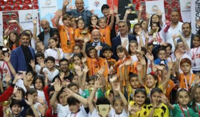 Kayseri Kocasinan’da satranççılar ödüllendirildi