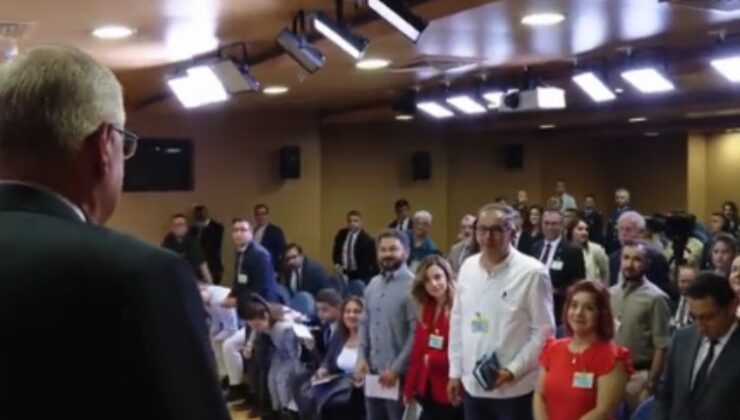 Bakan Yaşar Güler’den gazetecilere sürpriz