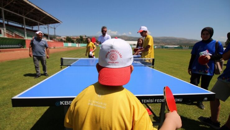 Bingöl’de yaz spor okulları açıldı