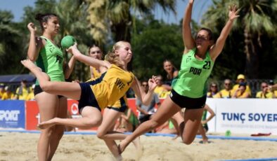 EHF Avrupa U17 Plaj Hentbolu’nda yarı finalistler belli oldu