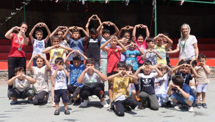 İzmit’te çocuk etkinlikleri yüzleri güldürüyor