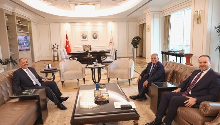 Mehmet Özhaseki Memduh Büyükkılıç’ı ağırladı