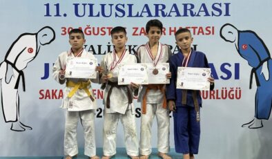 Judocular, Sakarya’da madalyaları kaptı